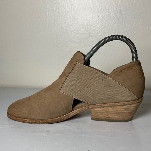 Eileen Fisher Vero Cuoio Evan Tan Soft Leather Ankle Booties Boots, Size 7 - Picture 13 of 15